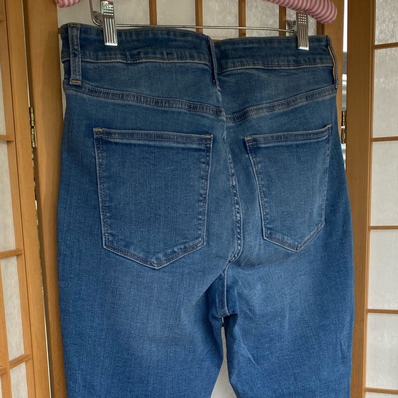 Gap High Rise Distressed Buttoned Jean Legging SZ 12/31 Short NWOT - Picture 11 of 13